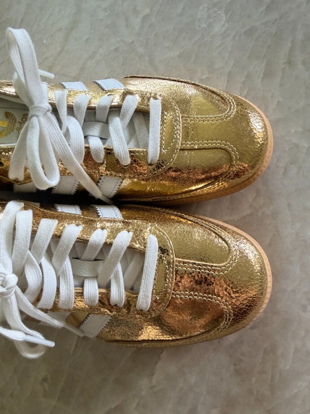 Womens Adidas Samba OG Gold Metallic - size 9.5 - Picture 3 of 4